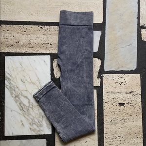 Free people movement gray crop leggings m/lg rib